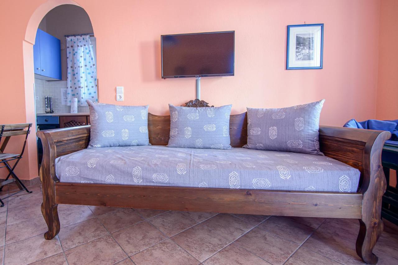 Atlantica Apartments ميغالوخوري المظهر الخارجي الصورة