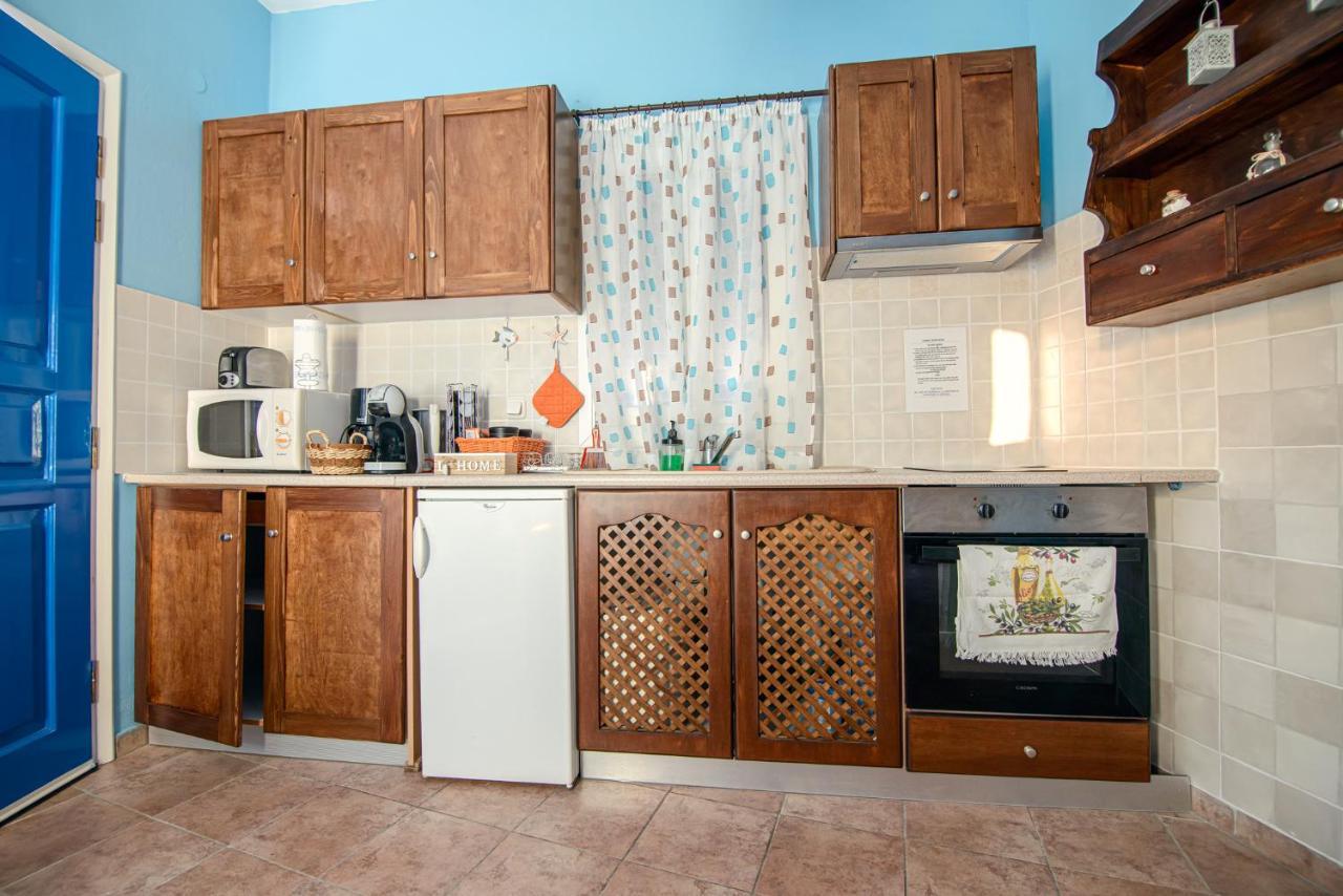 Atlantica Apartments ميغالوخوري المظهر الخارجي الصورة